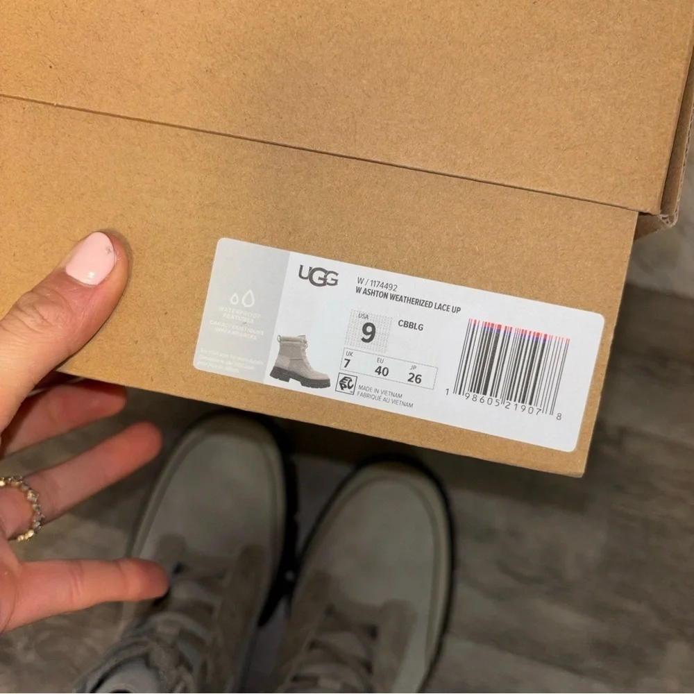 UGG | Ashton Weatherized Lace Up Boots In Cobble Grey